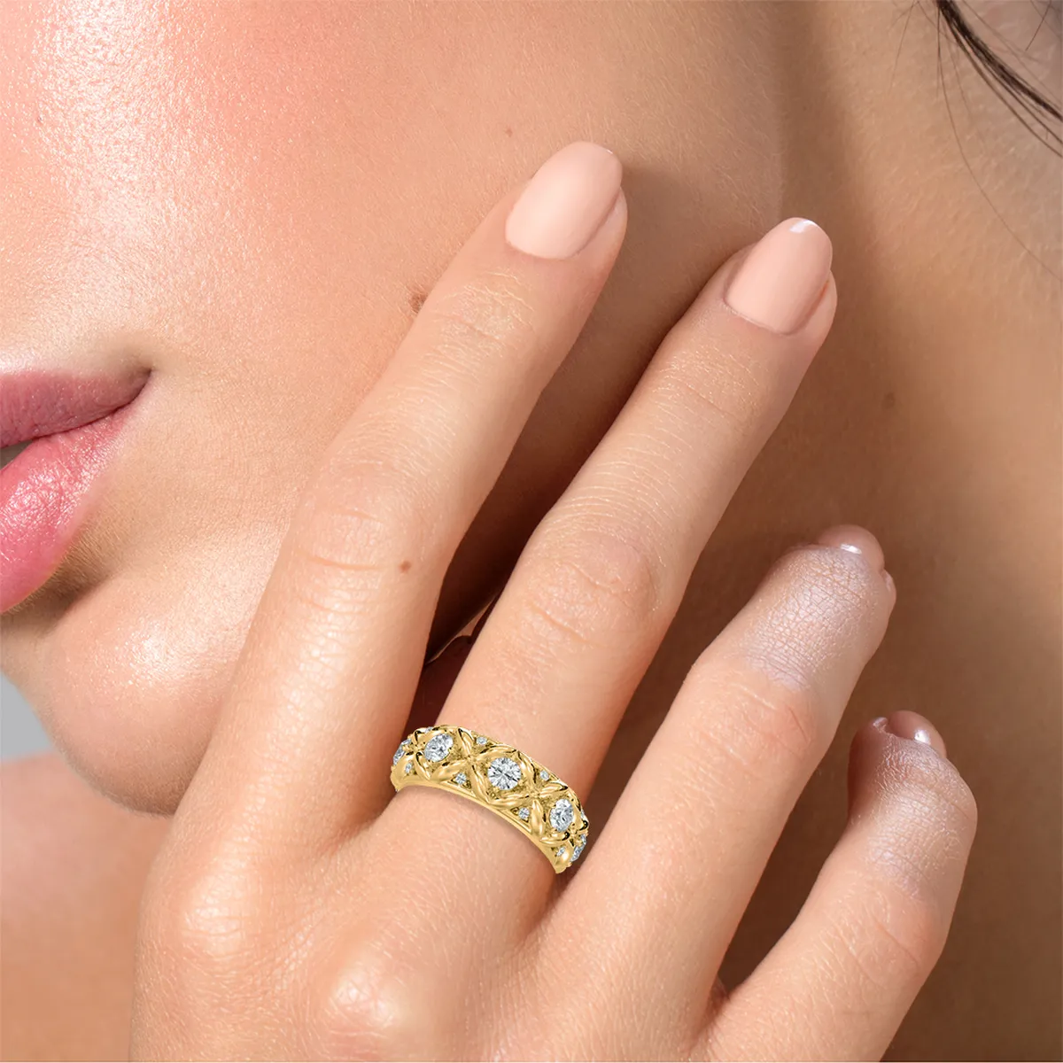 Aquilone Round Diamond Wedding Band